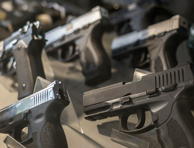 guns guns